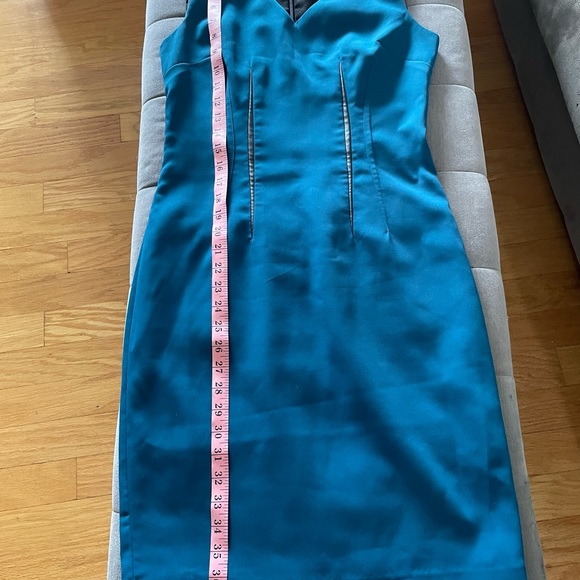 T Tahari Sheath Dress - Picture 8 of 10